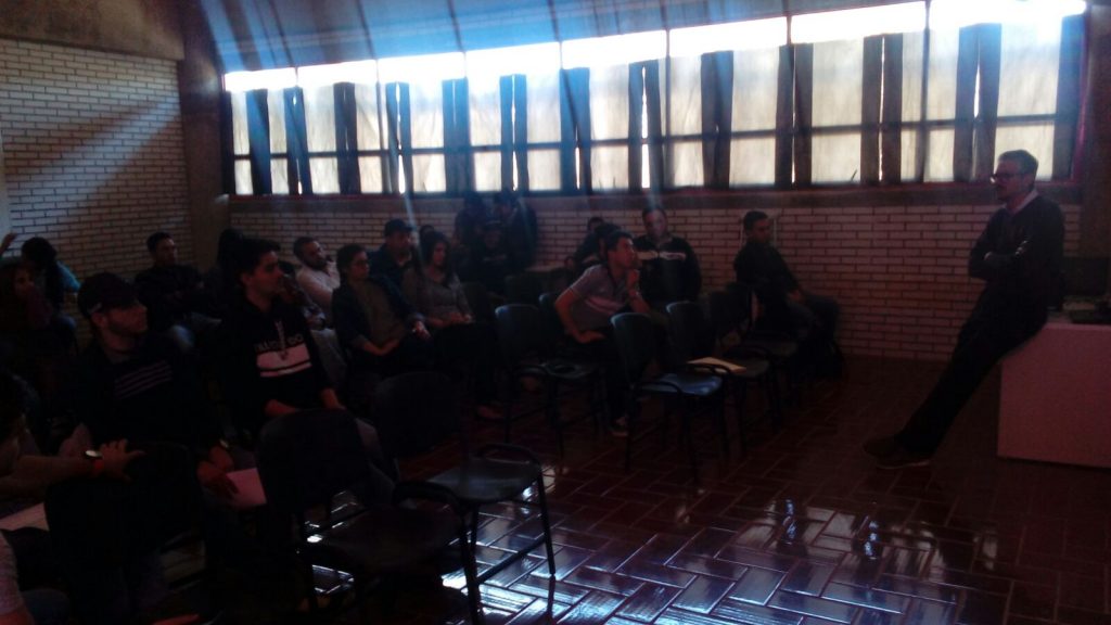 TOUR DE CINE CUALTOS