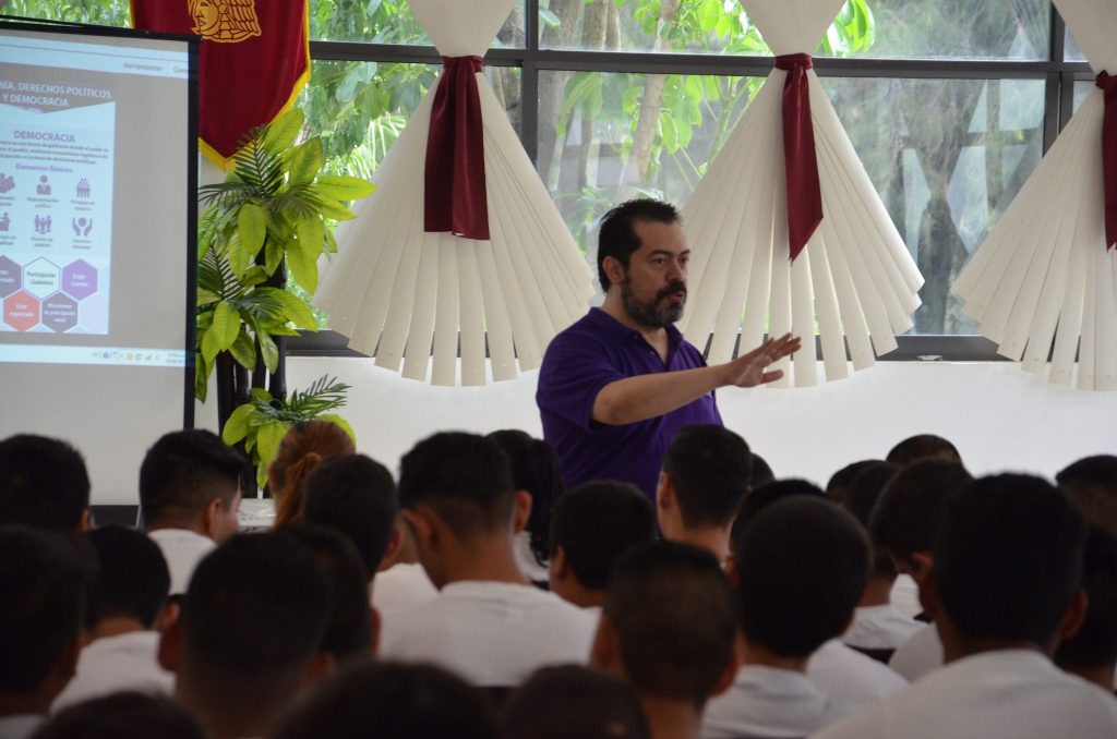 Curso Ciudadanía, Derechos Políticos y Democracía