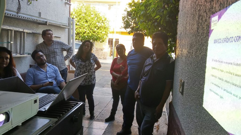 Capacitación a funcionarios