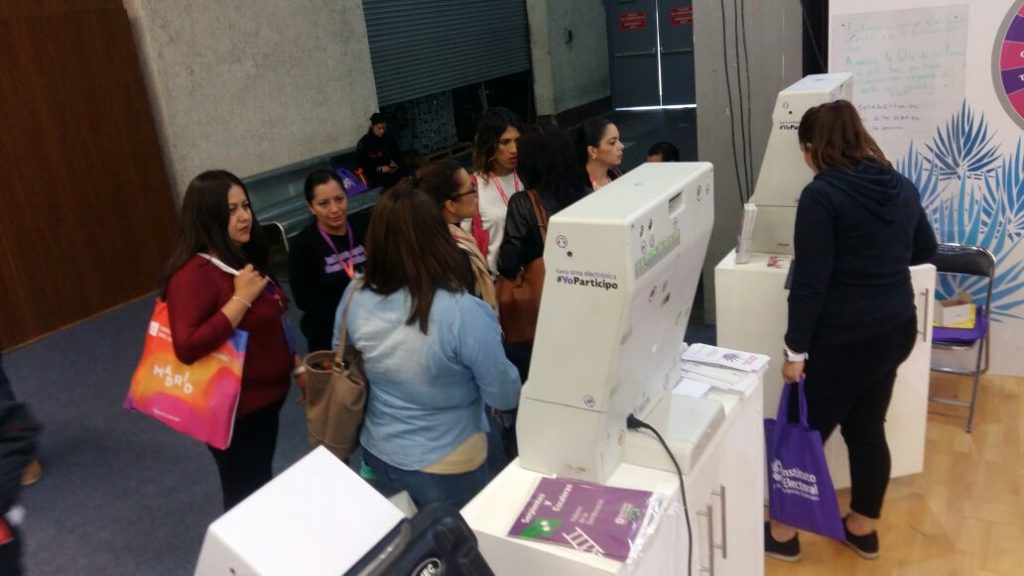 Estand IEPC Jalisco en FIL 2017