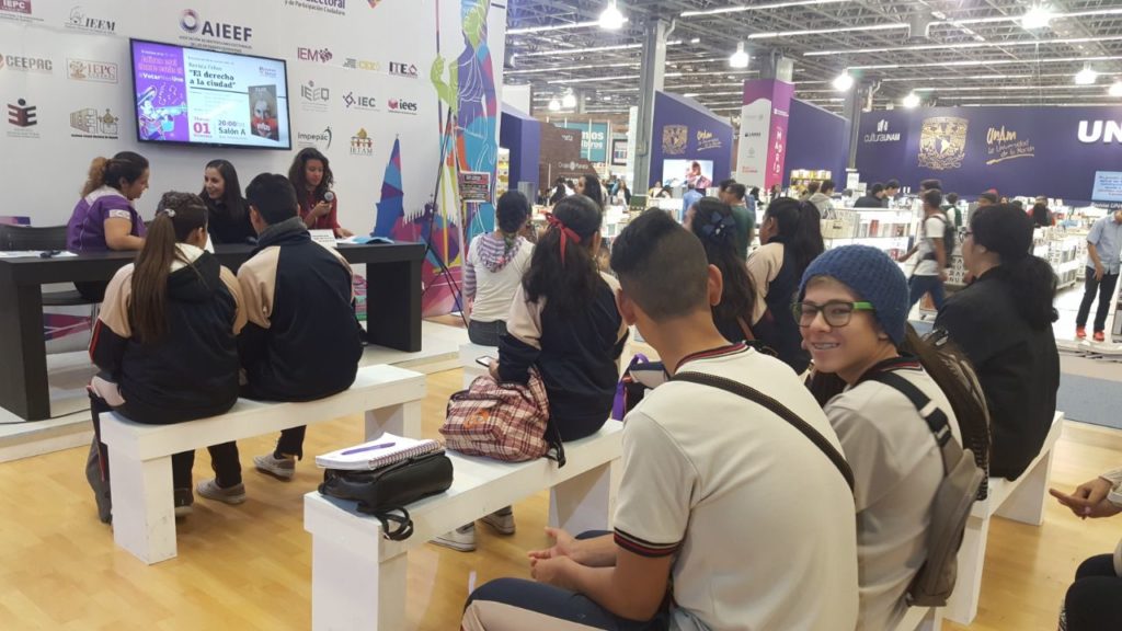 Estand IEPC Jalisco en FIL 2017