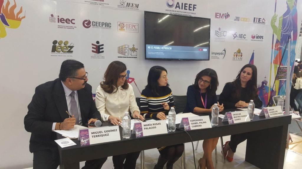 Estand IEPC Jalisco en FIL 2017