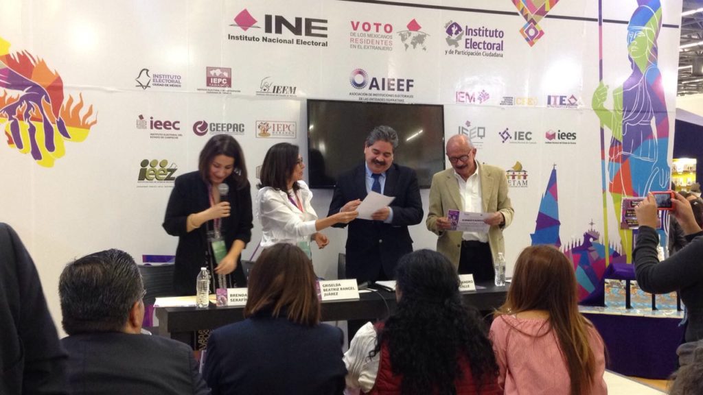 Estand IEPC Jalisco en FIL 2017