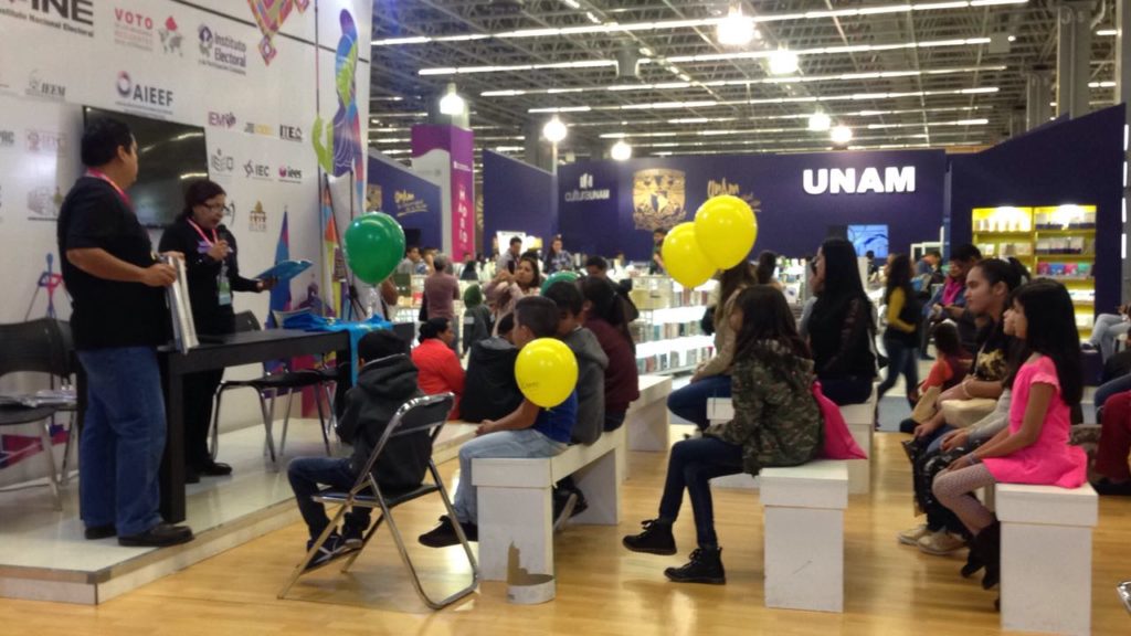 Estand IEPC Jalisco en FIL 2017