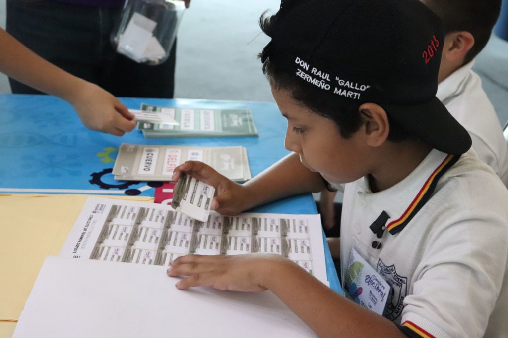 Trompo Mágico  - Yo decido