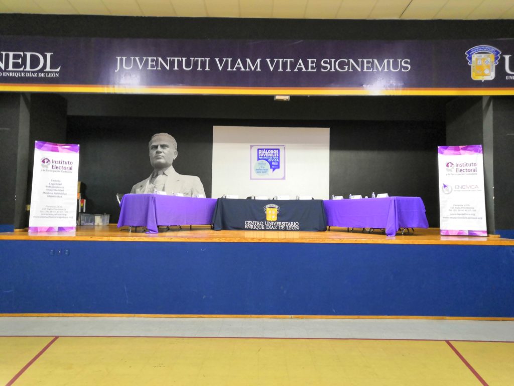 Universidad Enrique Díaz de León